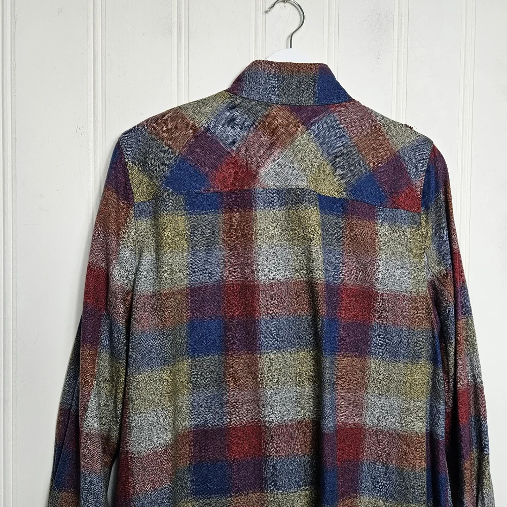 CAbi Barn Jacket Size L Autumn Plaid Pearl Zip Utility Cotton Shacket Multi